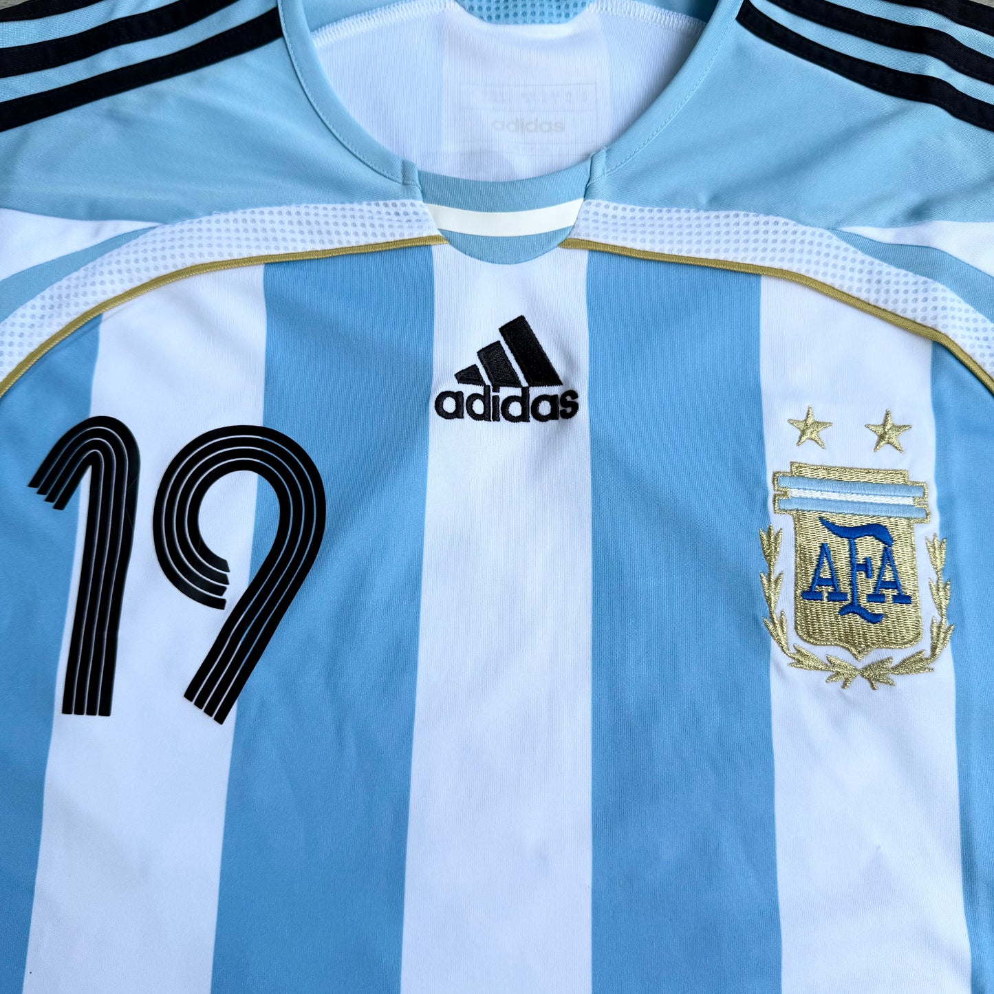 2006/07 Argentina Home Shirt - Messi - M - New with Tag