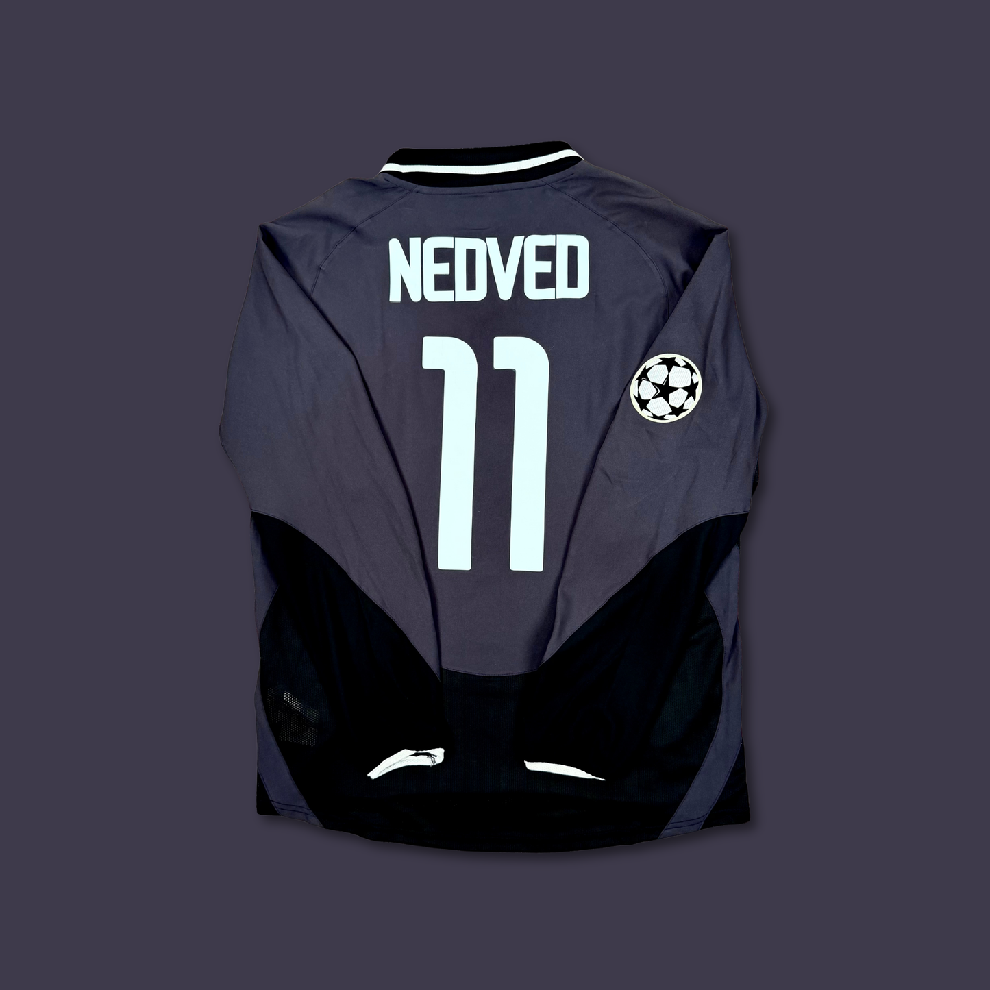 2003/04 Juventus Third Longsleeve Shirt - Nedved - M