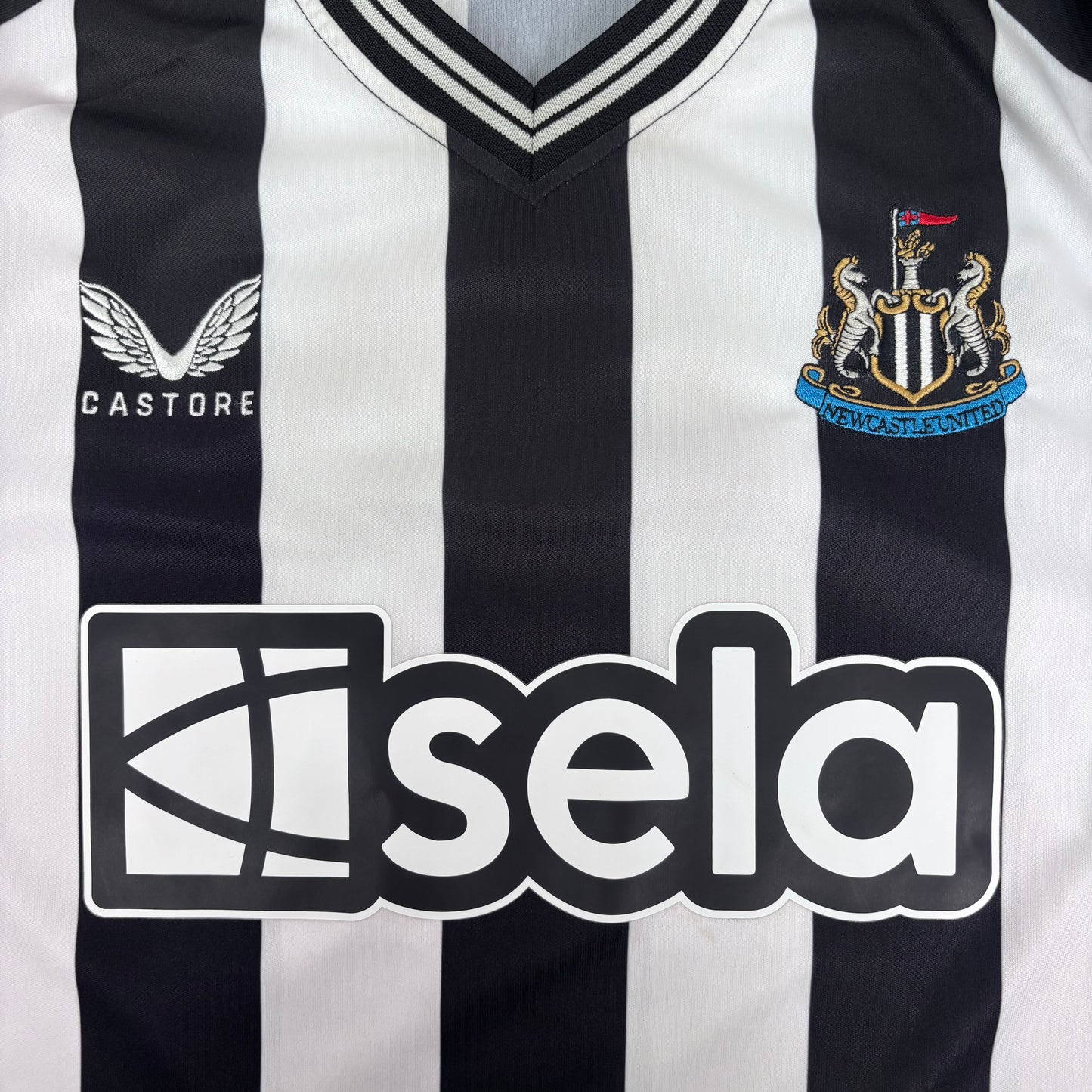 2023/24 Newcastle United Home Shirt - Trippier - L