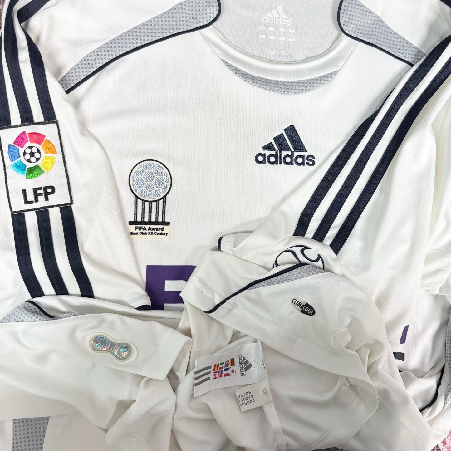 2006/07 Real Madrid Home Shirt - Van Nistelrooy - L
