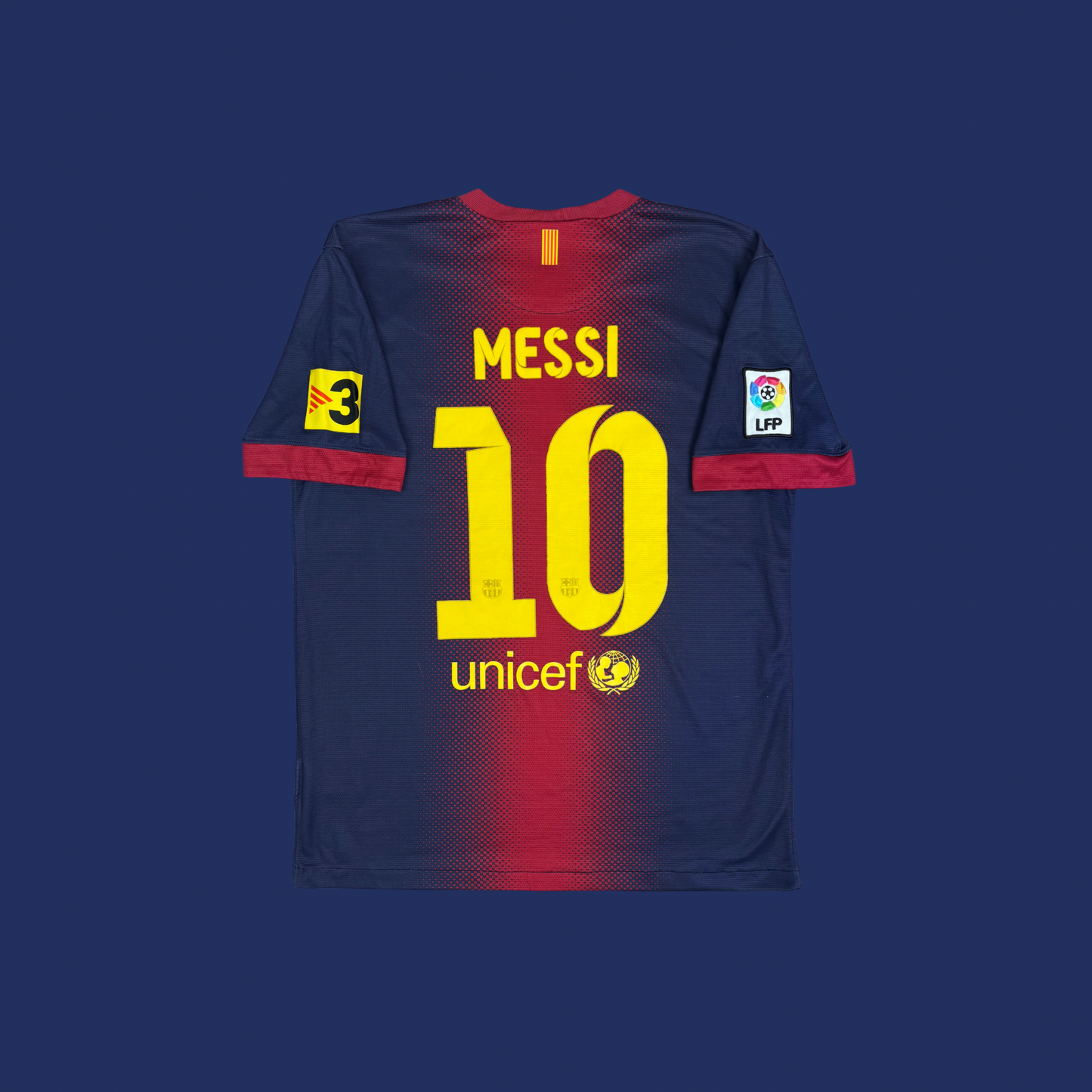 2012/13 Barcelona Home Shirt - Messi - M