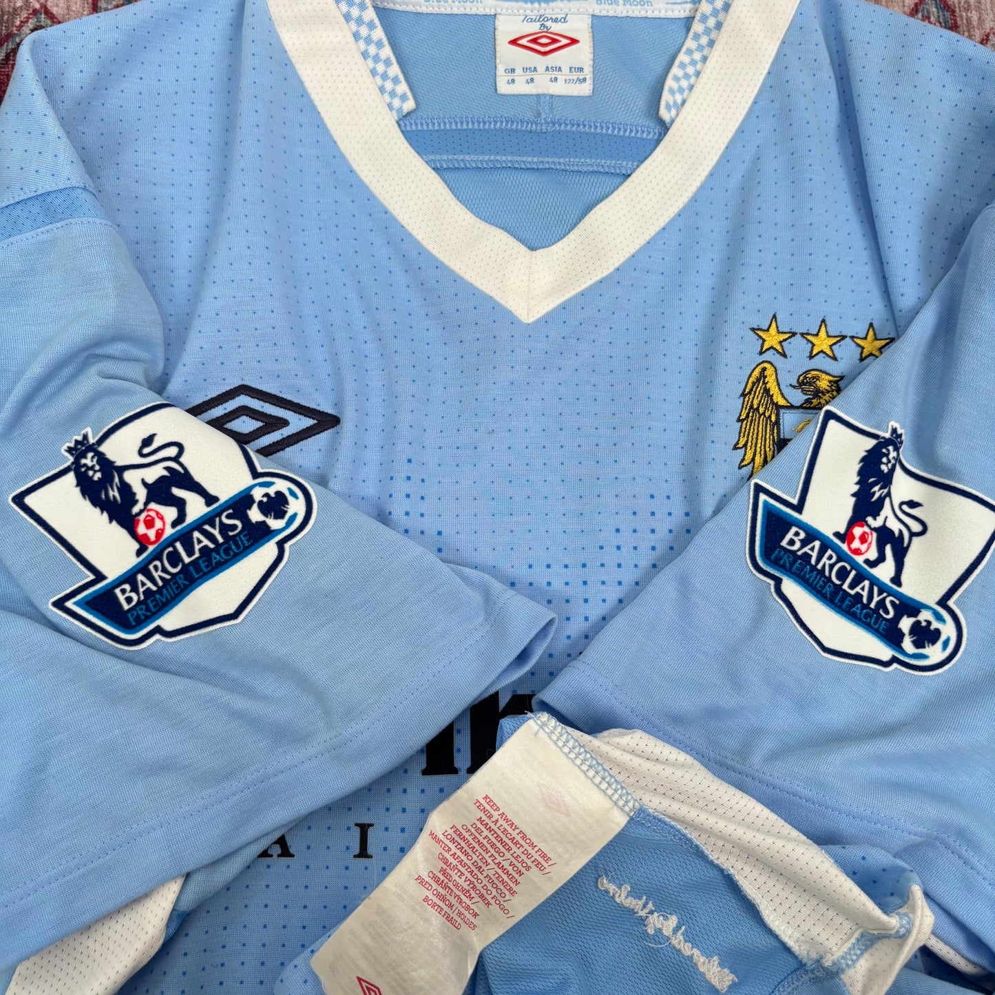 2011/12 Manchester City Home Shirt - Aguero - XL