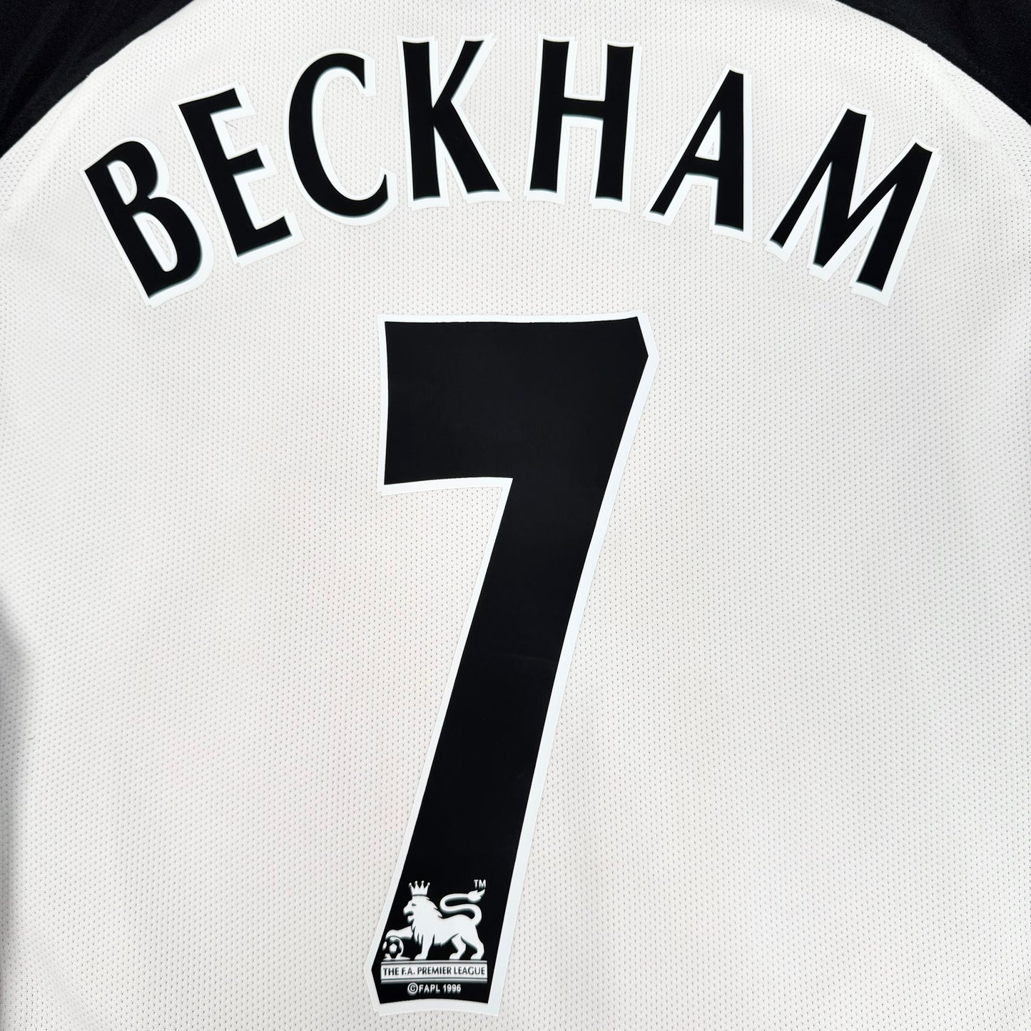 2001/02 Manchester United Centenary Away Shirt - Beckham - M