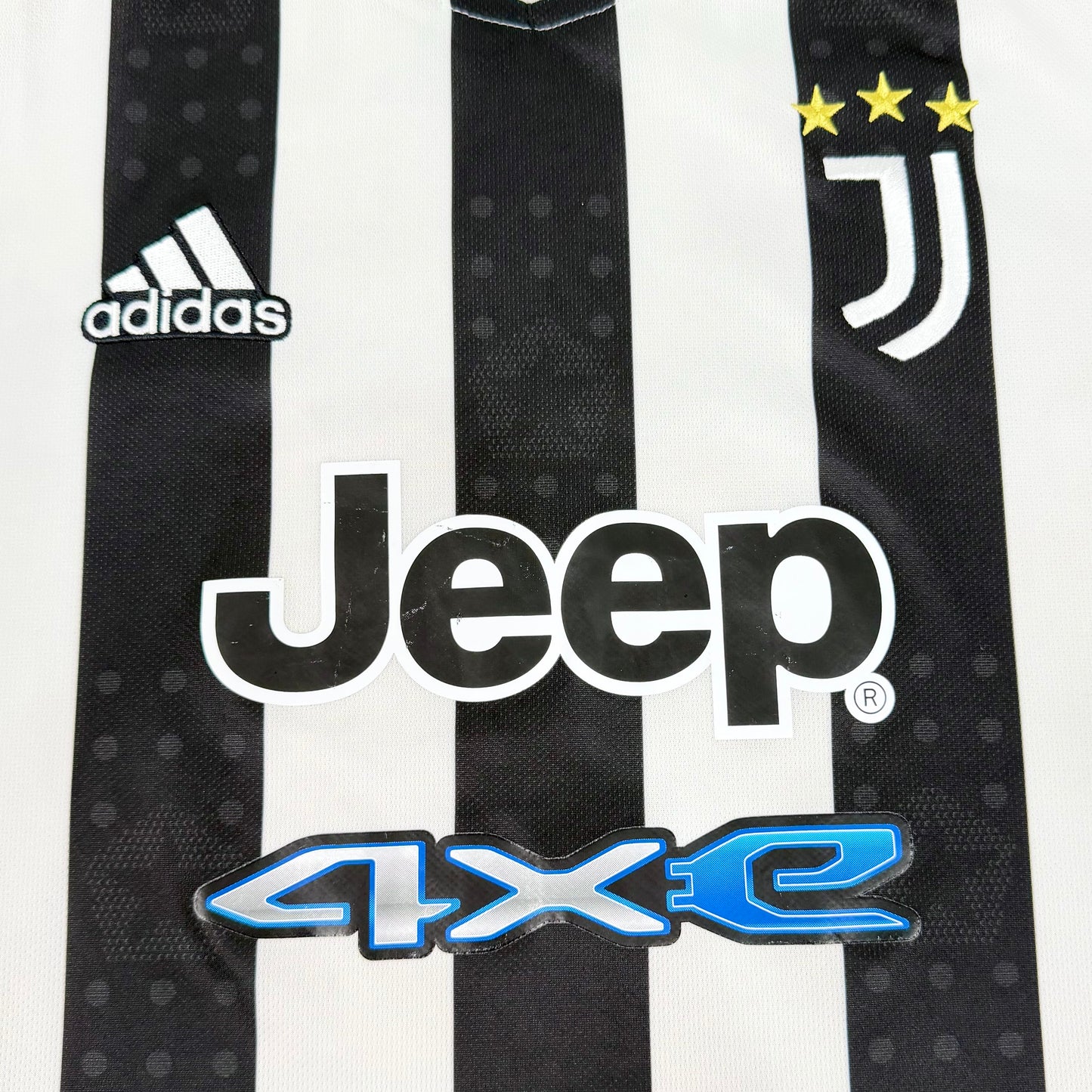 2021/22 Juventus Home Shirt - Cristiano Ronaldo - L