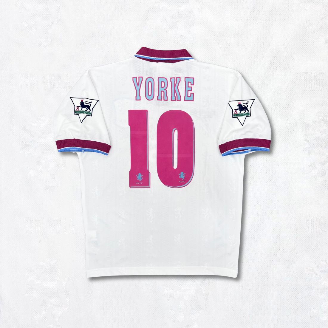 1996/97 Aston Villa Away Shirt - Yorke - M