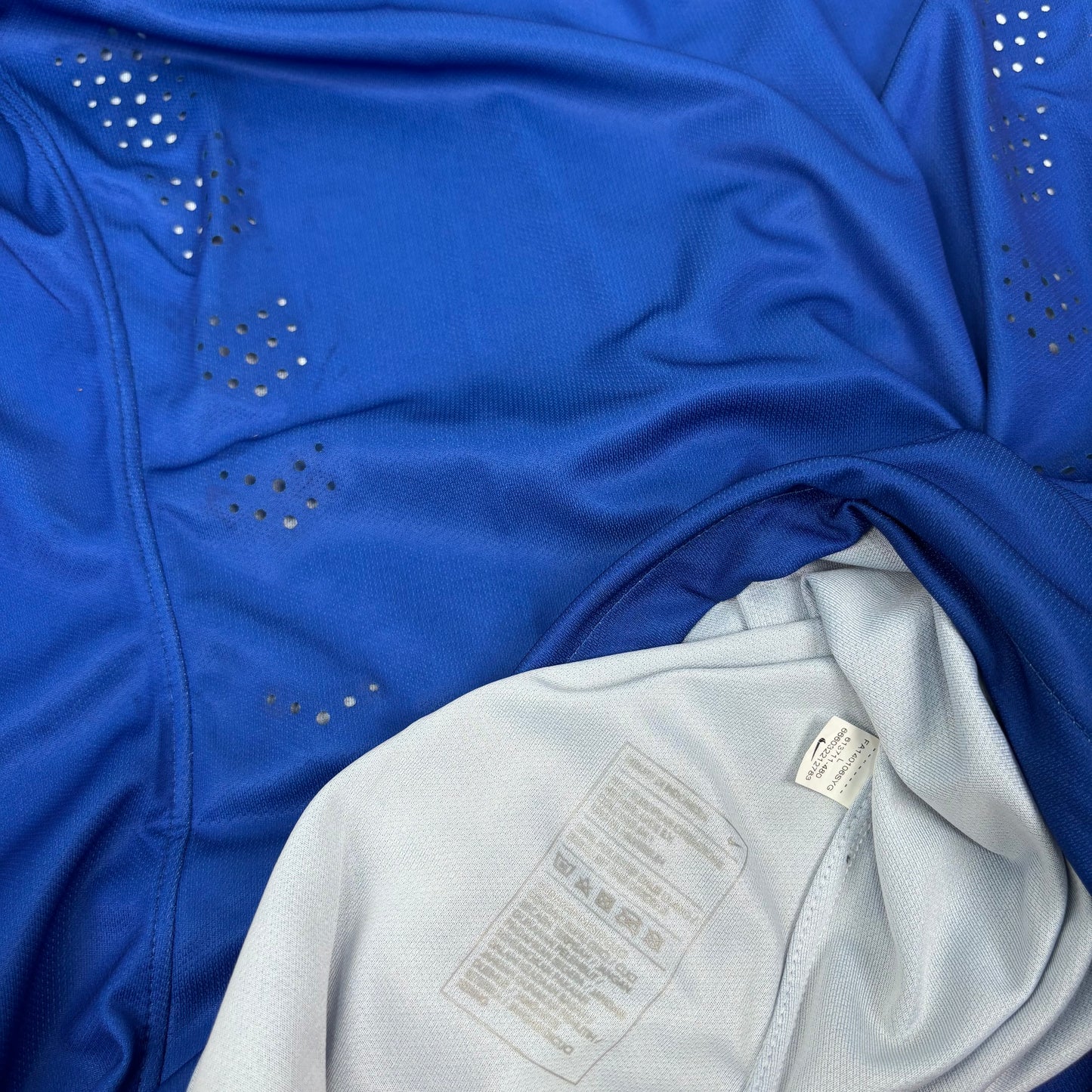 2014/15 Indonesia Goalkeeper Shirt - L - Player to Replica - New with Tag