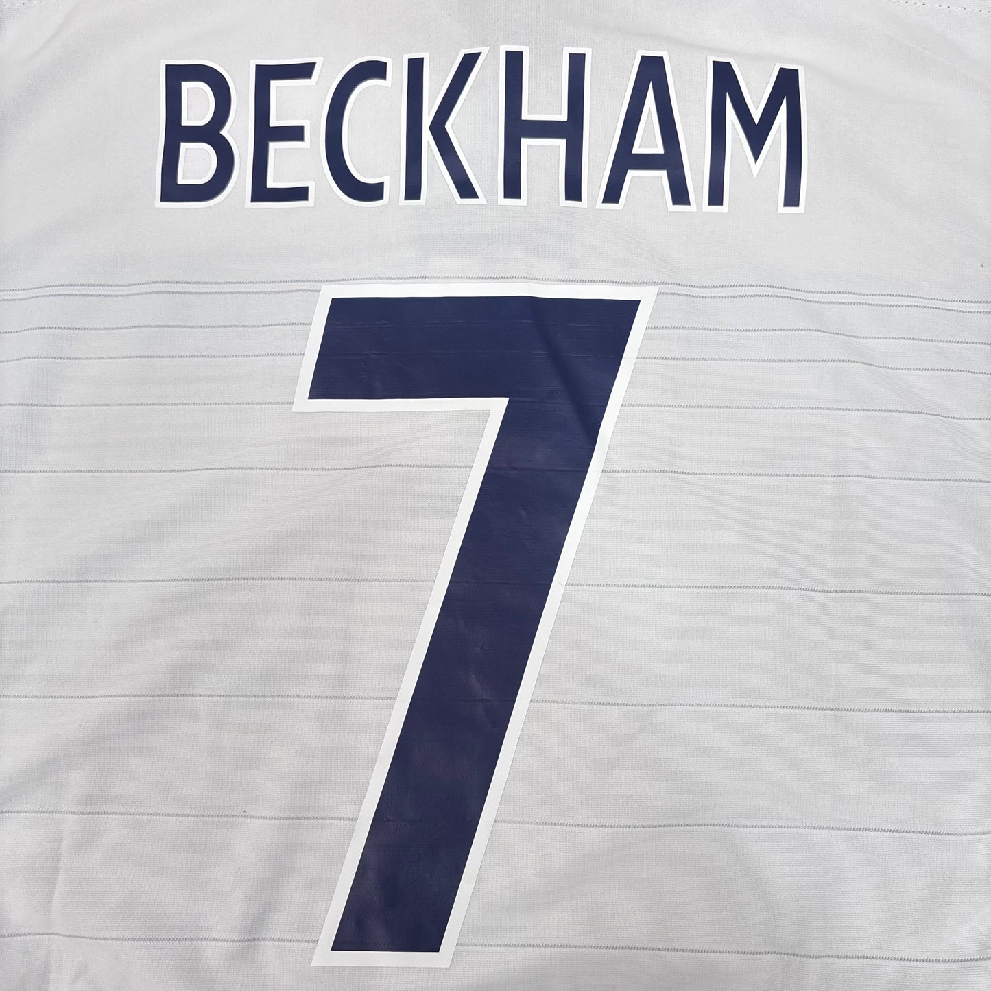 2004/05 England Home Longsleeve Shirt - Beckham - M