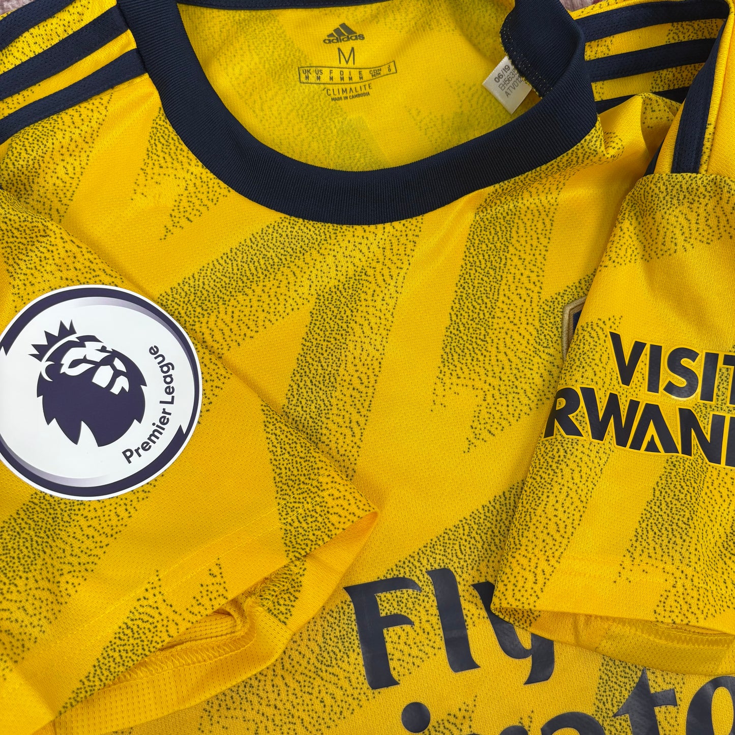 2019/20 Arsenal Away Shirt - Xhaka - M