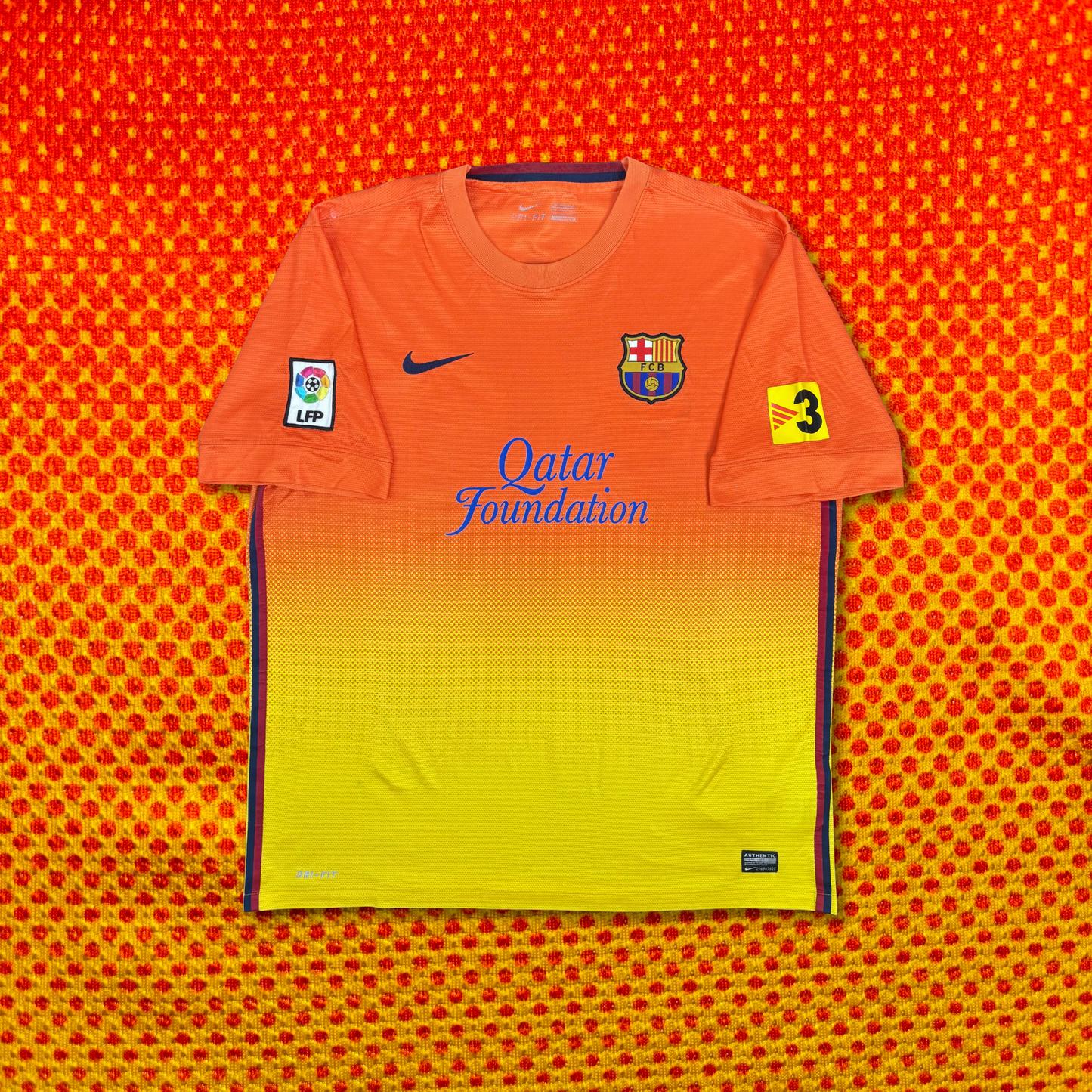 2012/13 Barcelona Away Shirt - Messi - XL