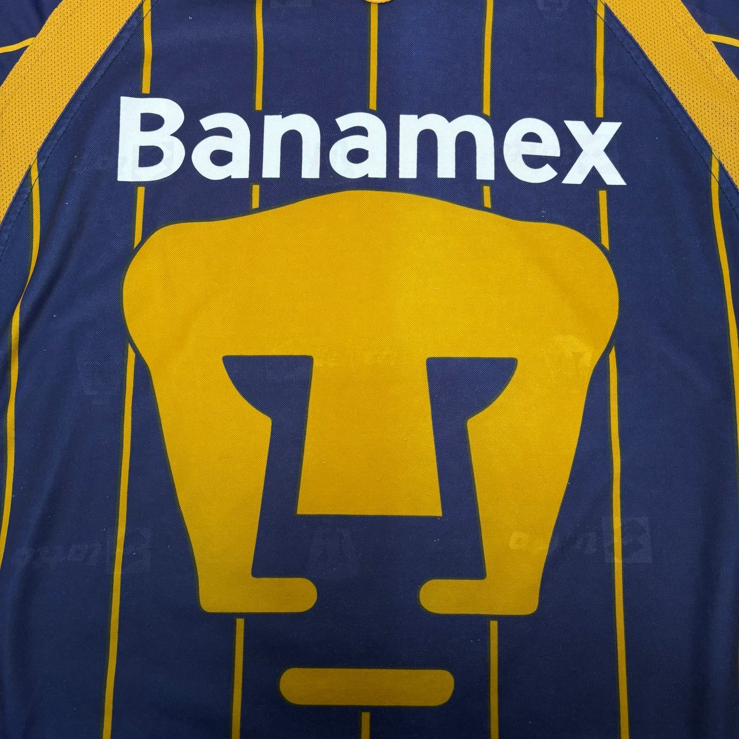 2003/04 Pumas UNAM Away Shirt - L