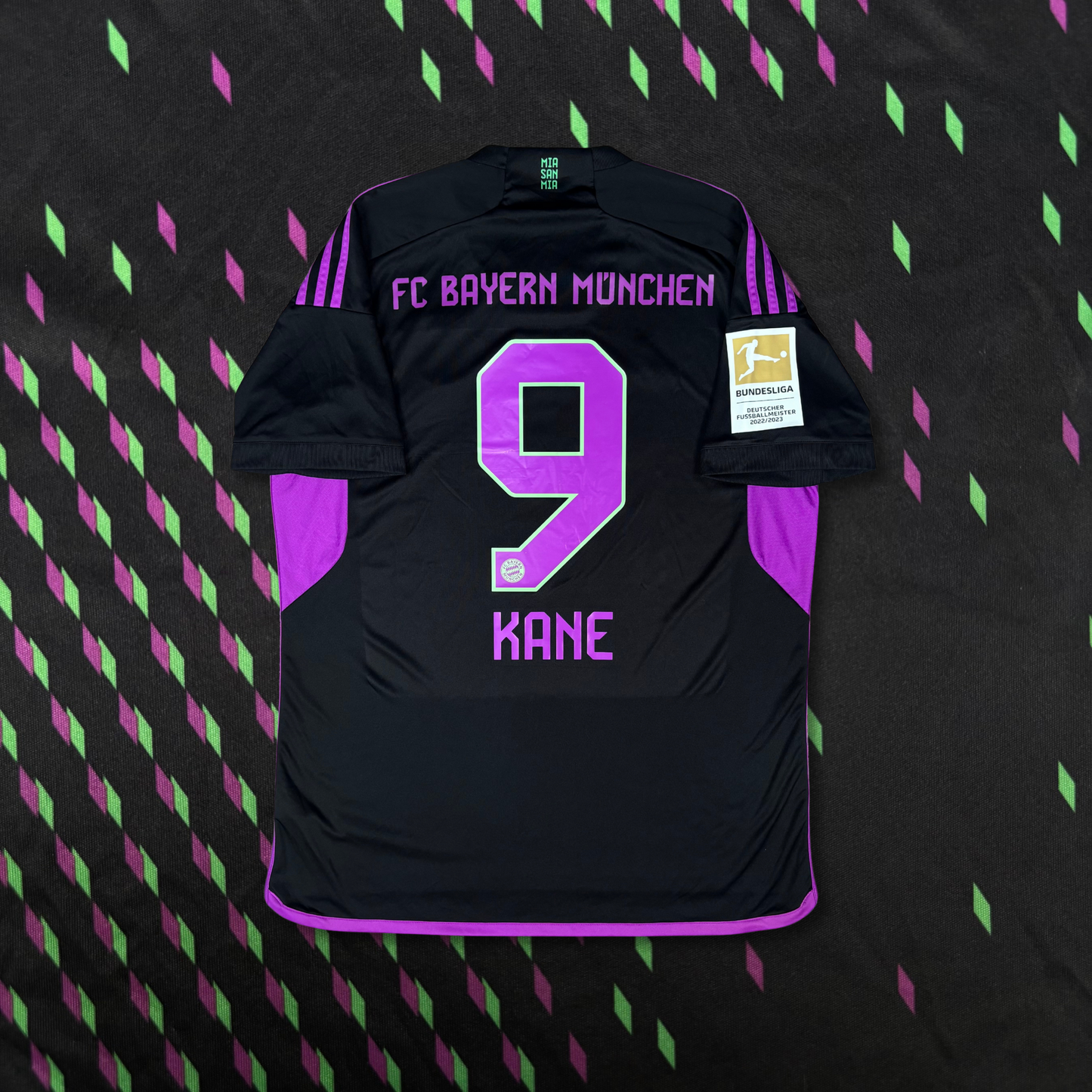 2023/24 Bayern Munich Away Shirt - Kane - L