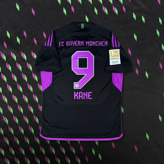 2023/24 Bayern Munich Away Shirt - Kane - L