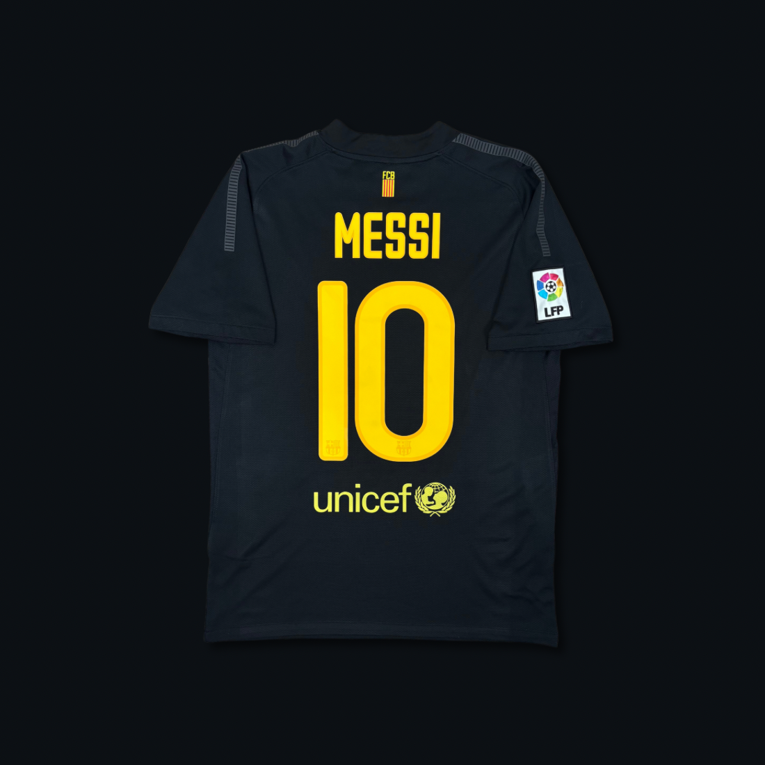 2011/12 Barcelona Away Shirt - Messi - S