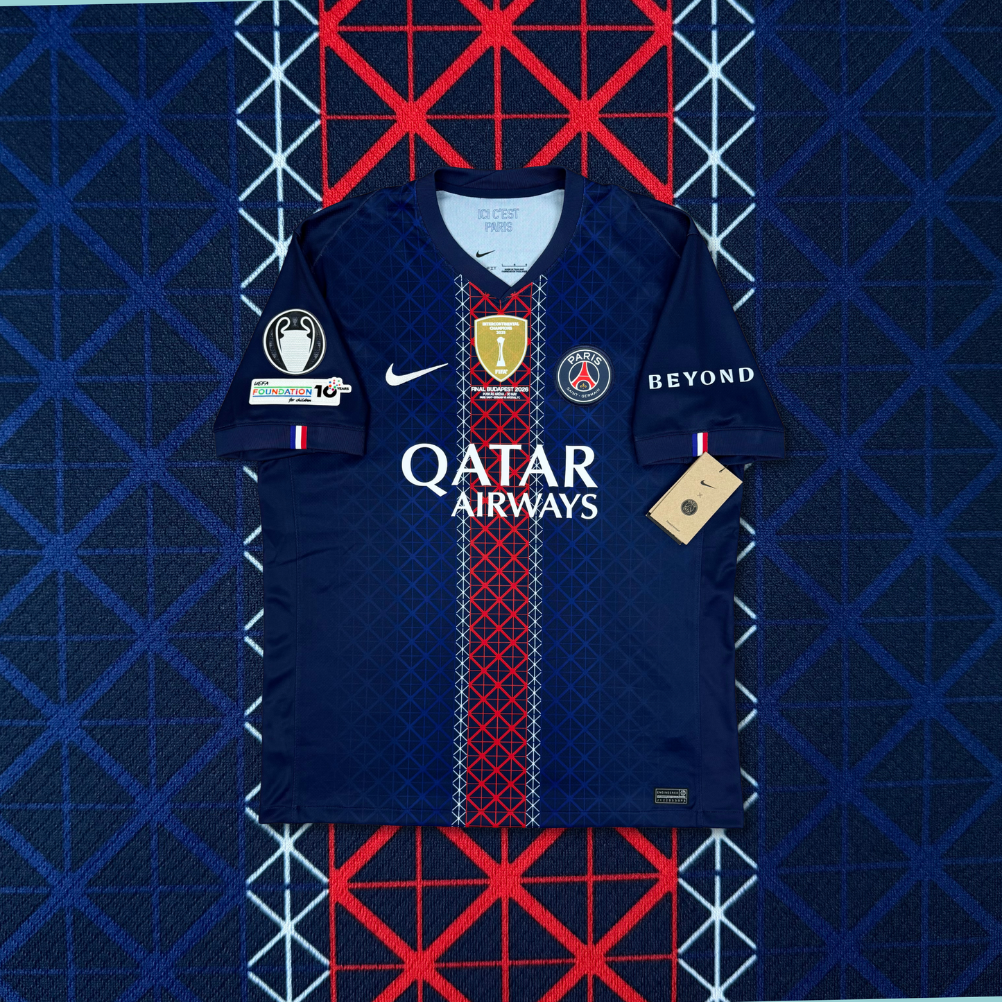2025/26 Paris Saint Germain Home Shirt - Vitinha - New with Tag - L