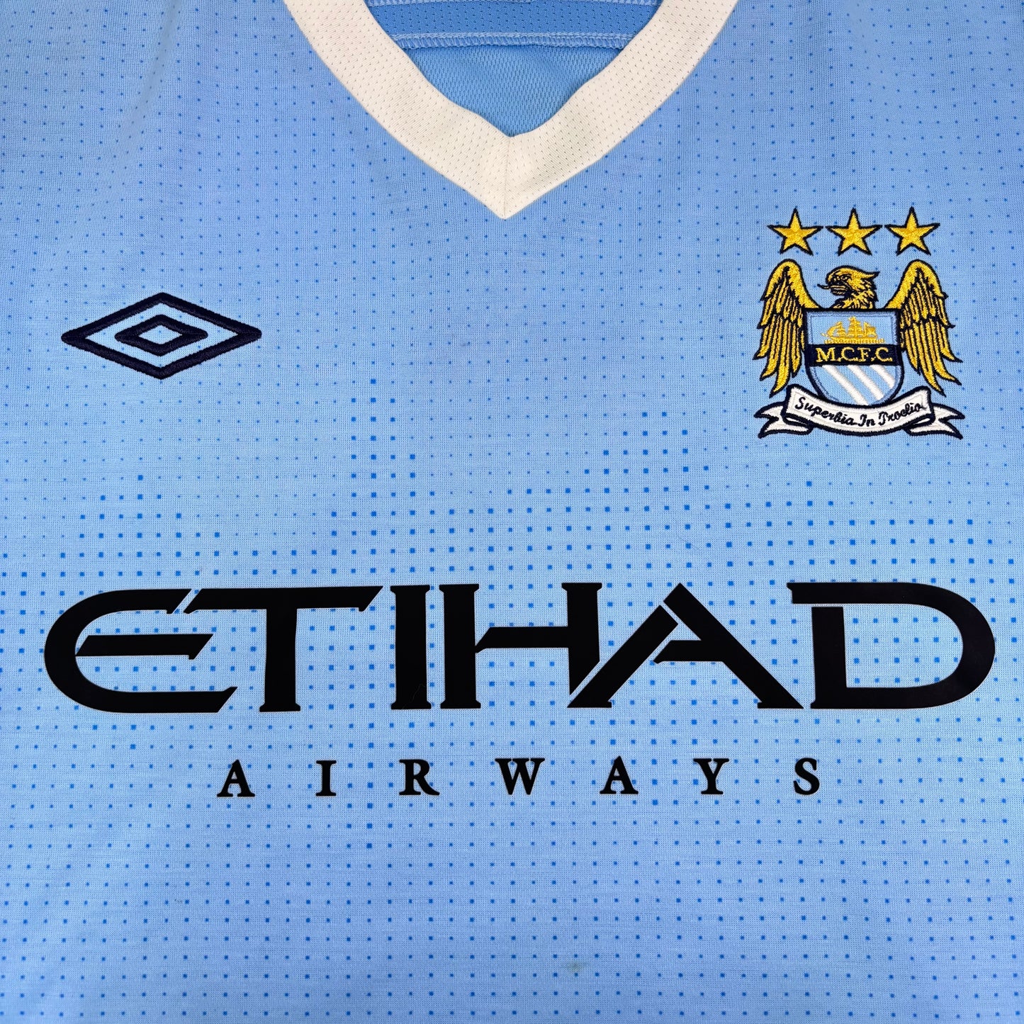 2011/12 Manchester City Home Shirt - Aguero - XL