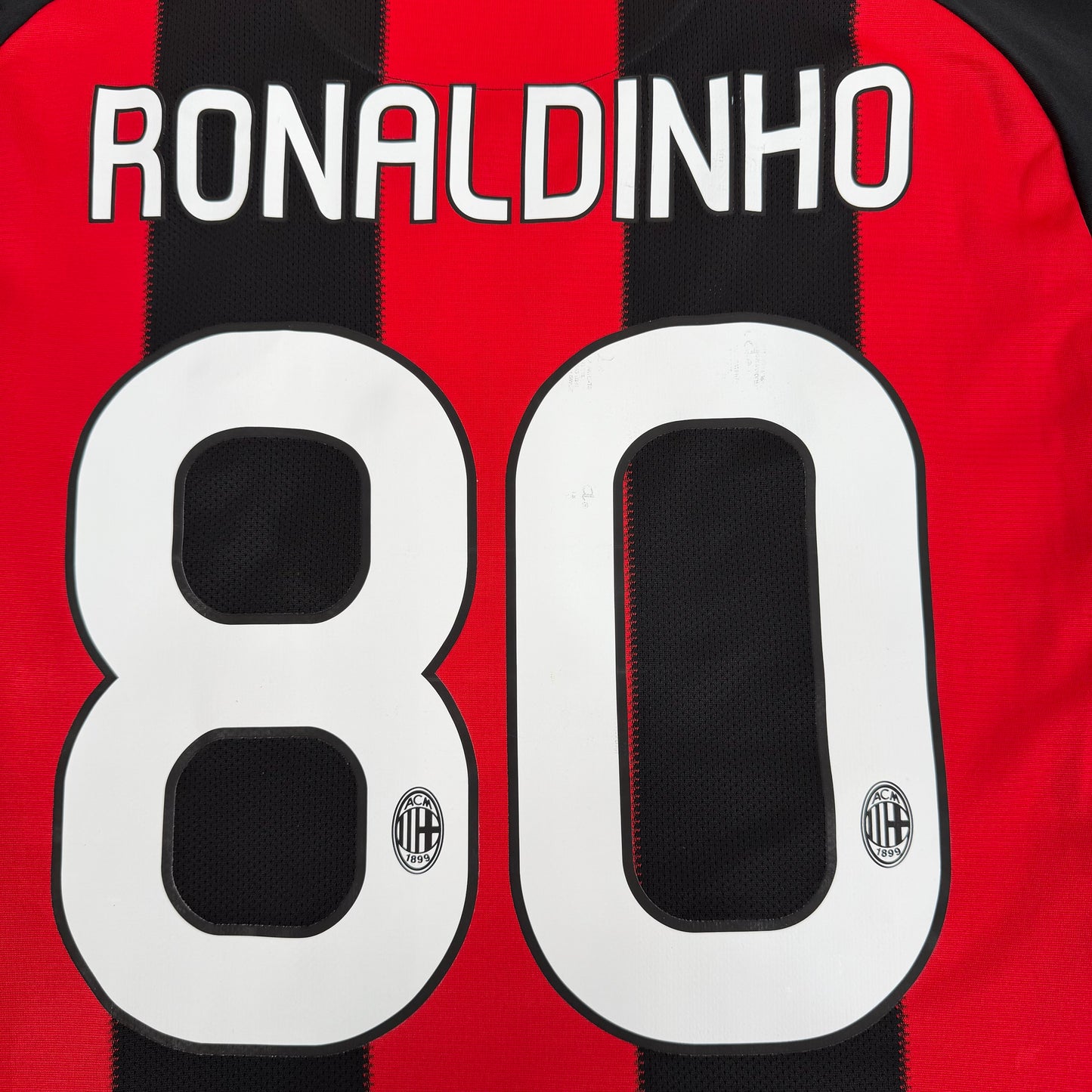 2010/11 AC Milan Home Shirt - Ronaldinho - L