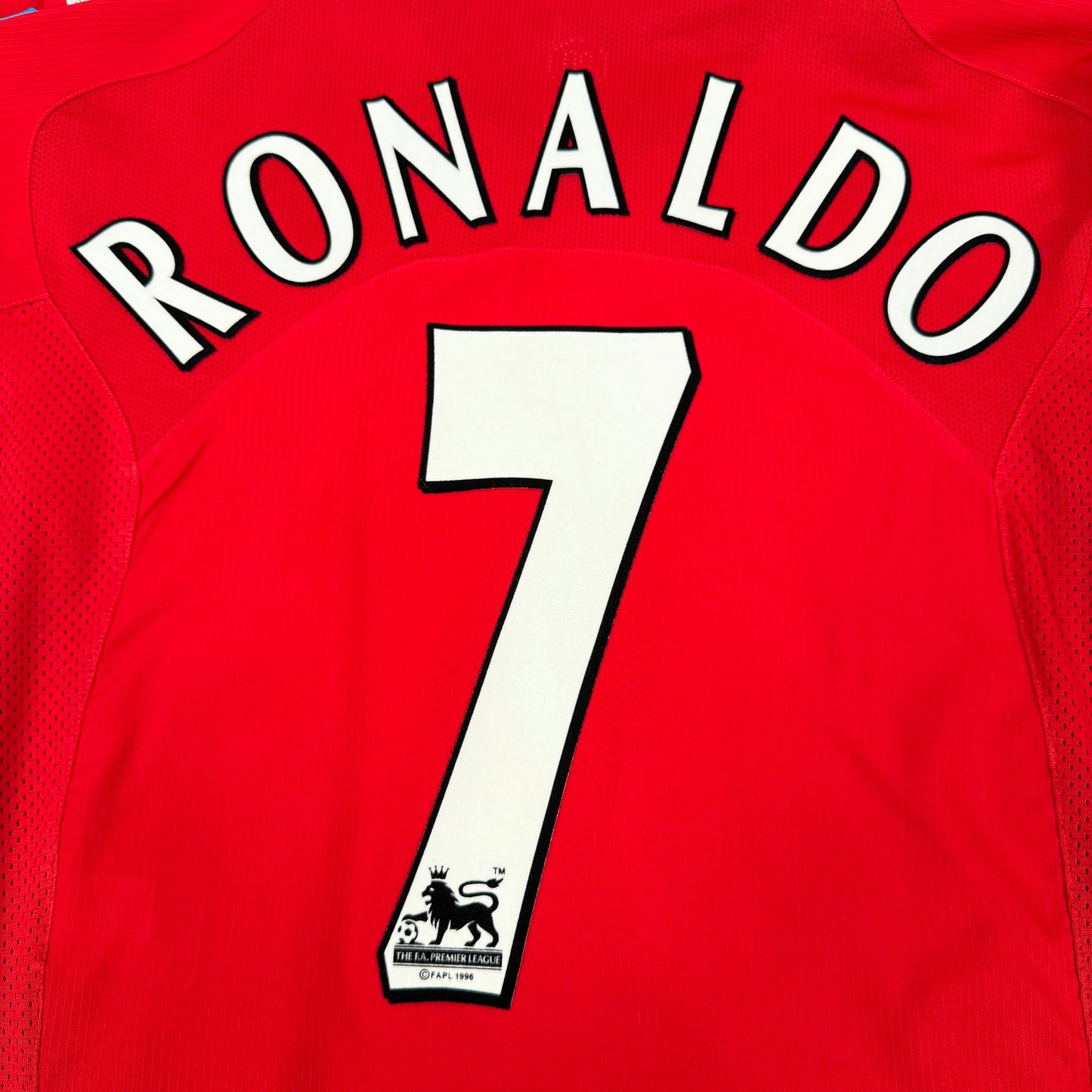 2005/06 Manchester United Home Shirt - Cristiano Ronaldo - L