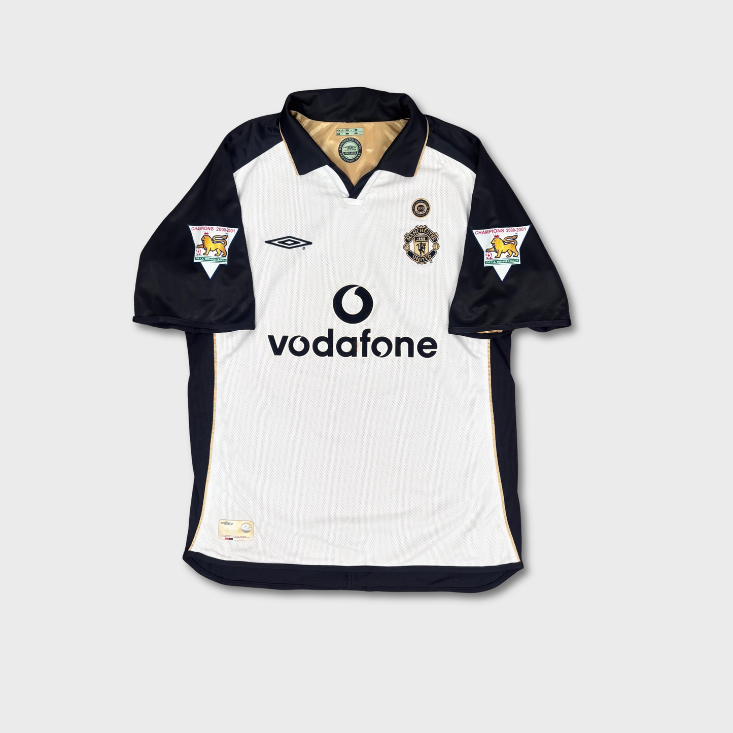 2001/02 Manchester United Centenary Shirt - Veron - L