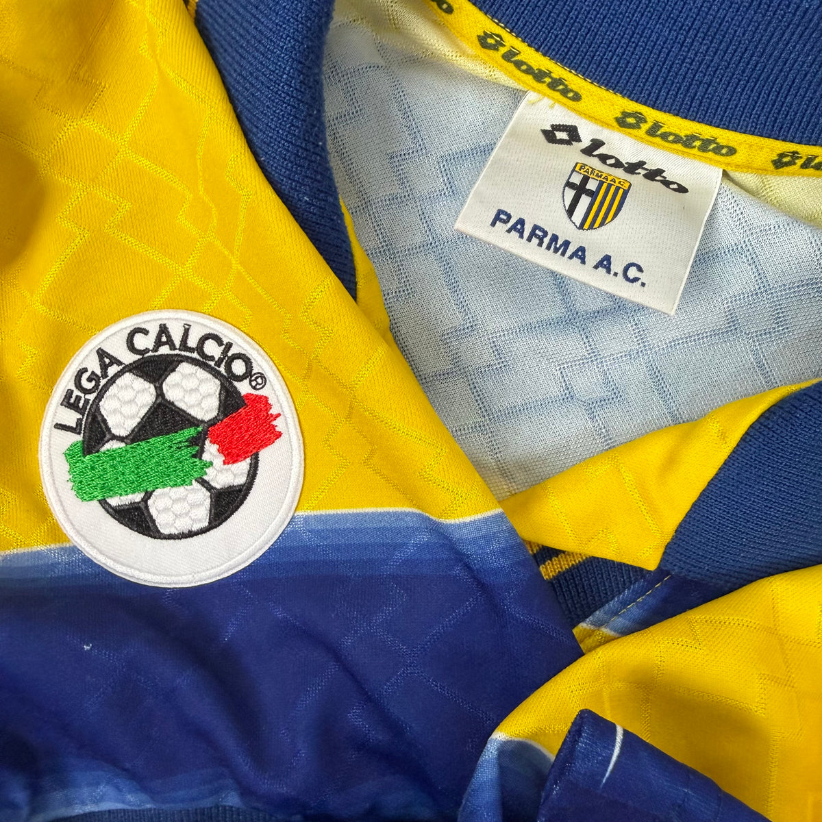 1998/99 Parma Home Shirt - Crespo - L