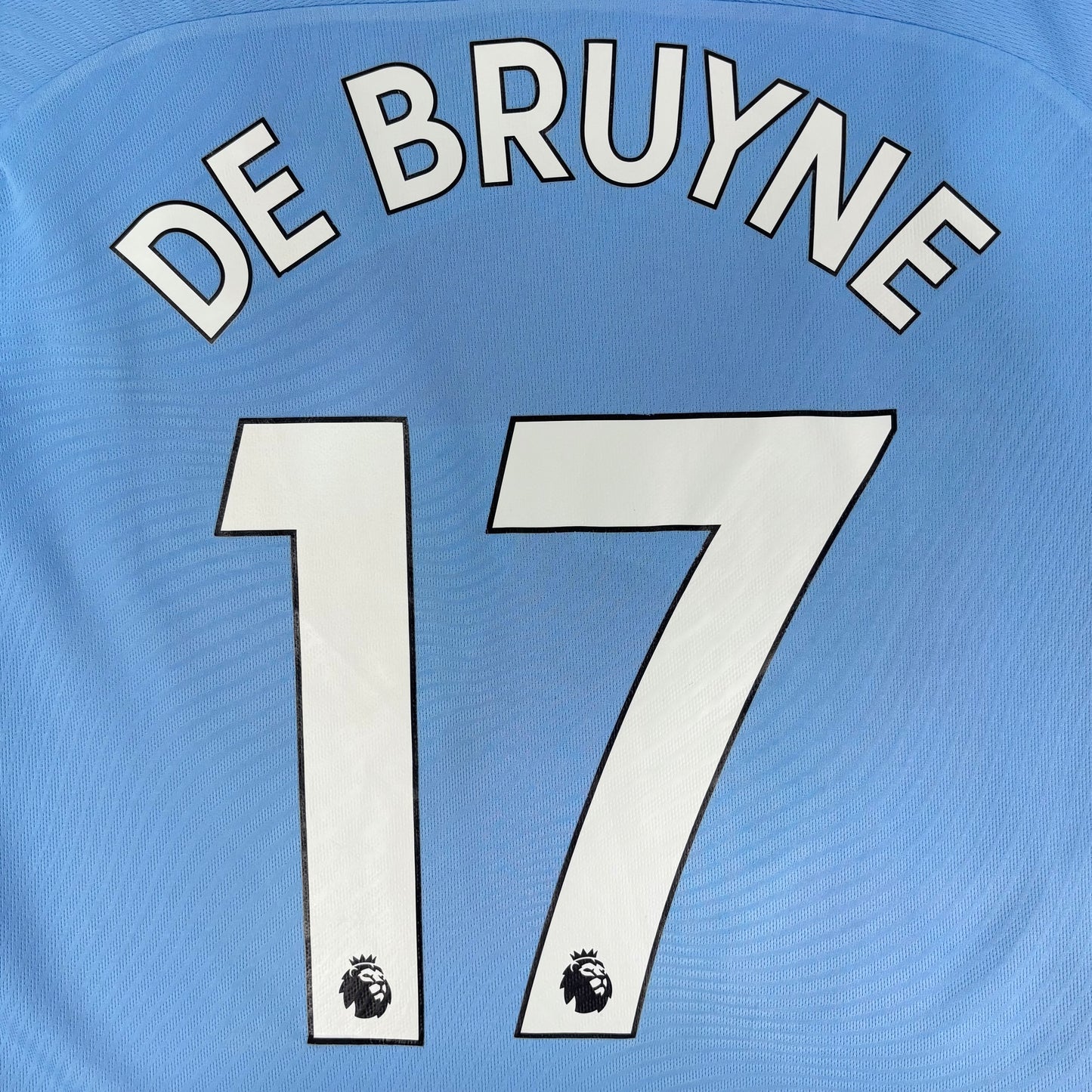 2019/20 Manchester City Home Shirt - De Bruyne- L