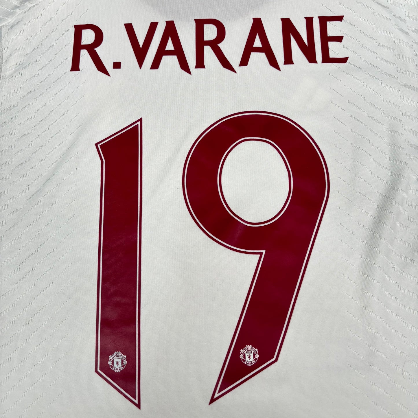 2023/24 Manchester United Away Longsleeve Shirt - Player Issue - Varane - M