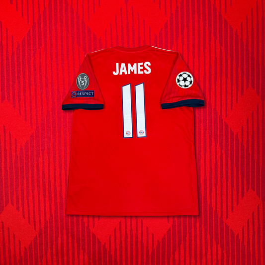 2018/19 Bayern Munich Home Shirt - James - L