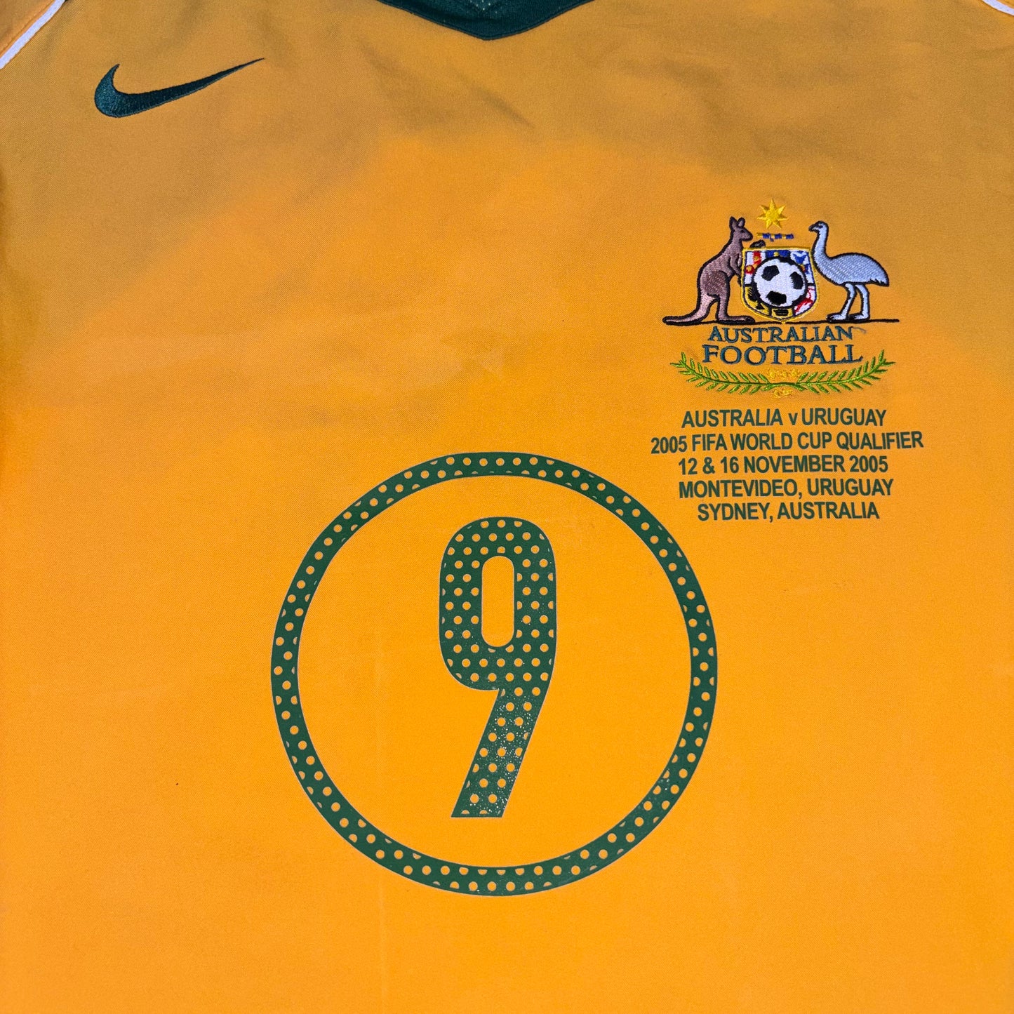2005/06 Australia Home Shirt - Viduka - S