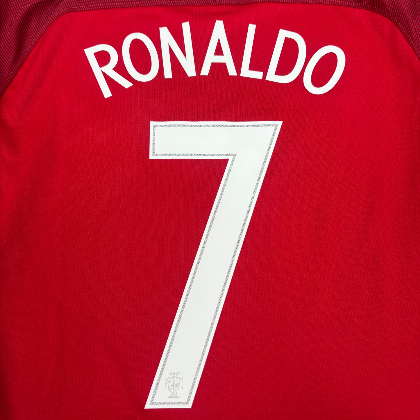 2016/17 Portugal Home Shirt - Cristiano Ronaldo - L