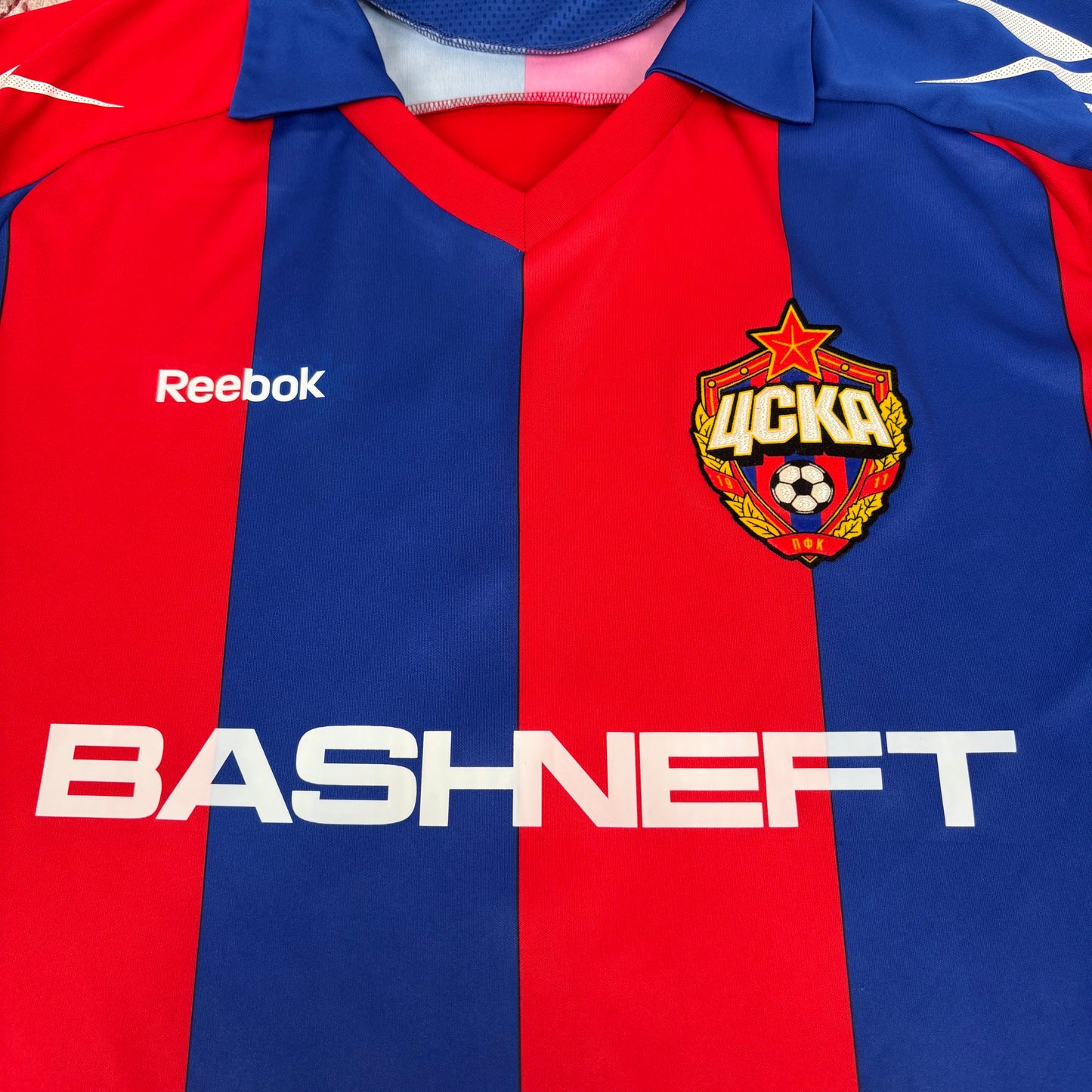 2010/11 CSKA Moscow Home Shirt - Honda - L