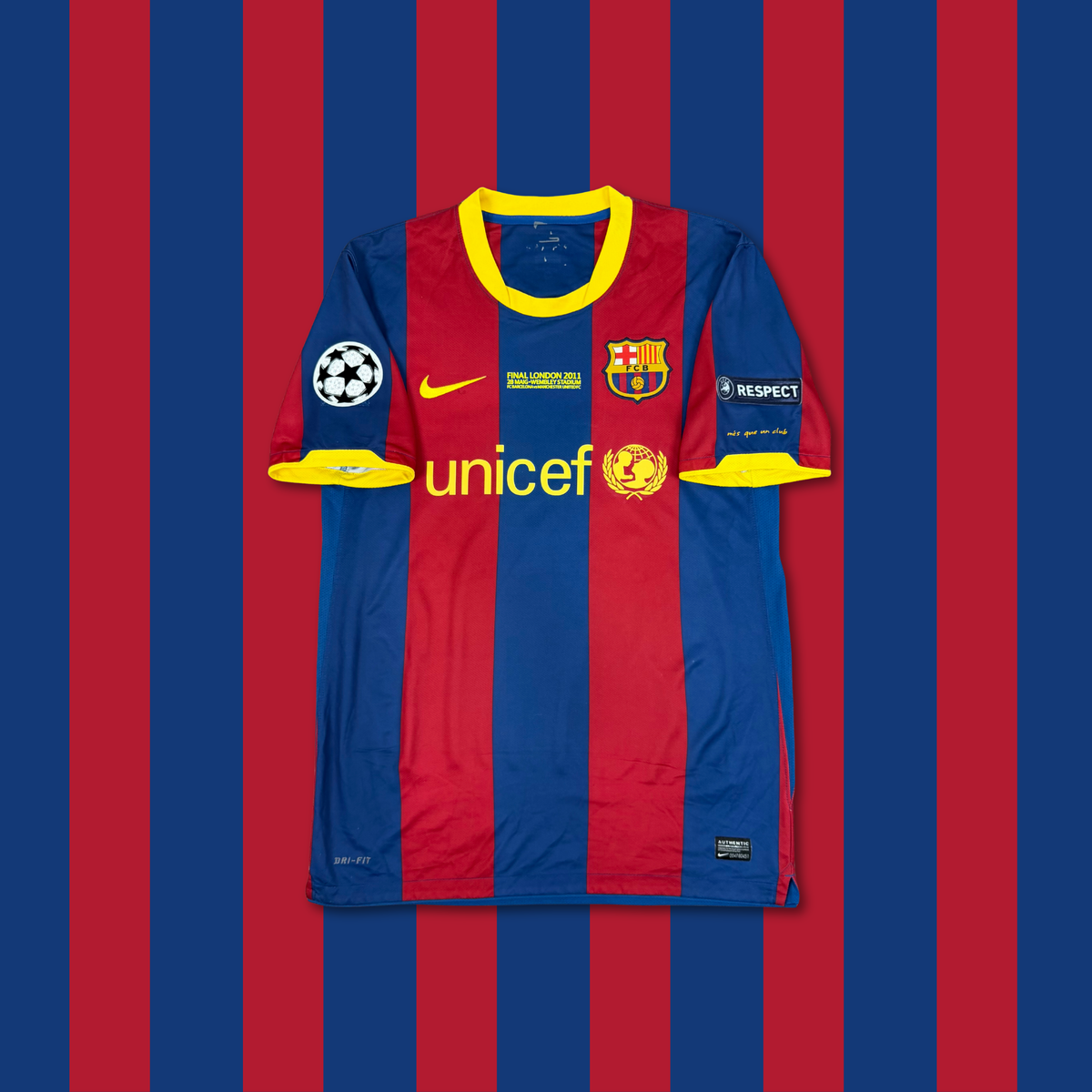 2010/11 Barcelona Home Shirt - Messi - M