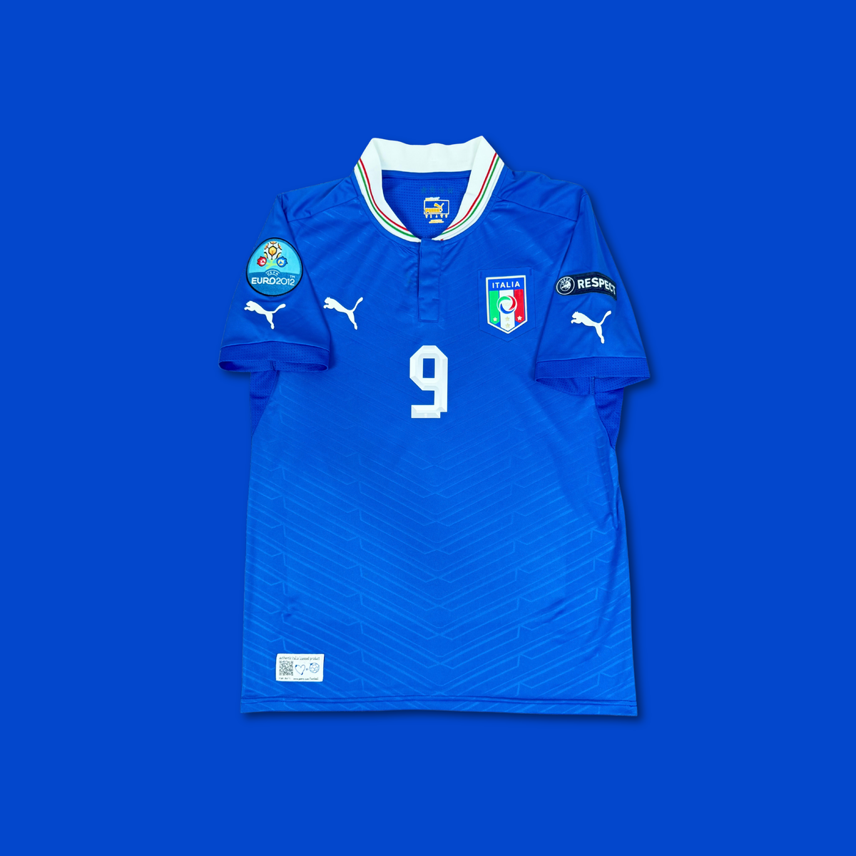 2012/13 Italy Home Shirt - Balotelli - M