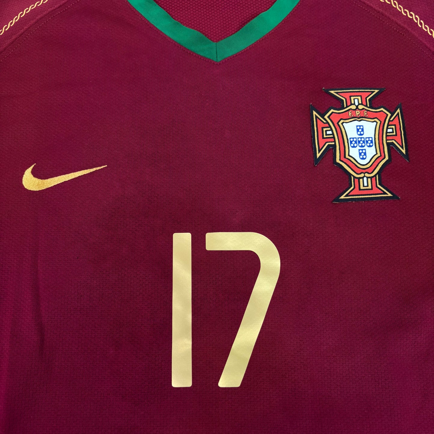 2006/07 Portugal Home Shirt with Short - Cristiano Ronaldo - M