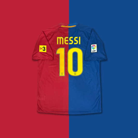 2008/09 Barcelona Home Shirt - Messi - M