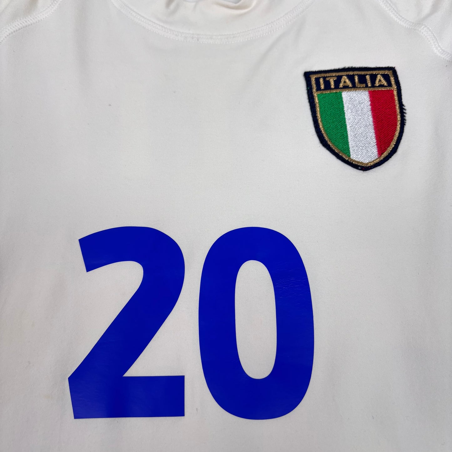 2000/01 Italy Away Longsleeve Shirt - Totti - M