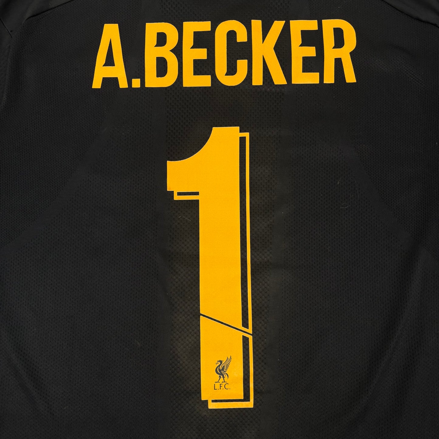 2018/19 Liverpool Goalkeeper Shirt - Alisson