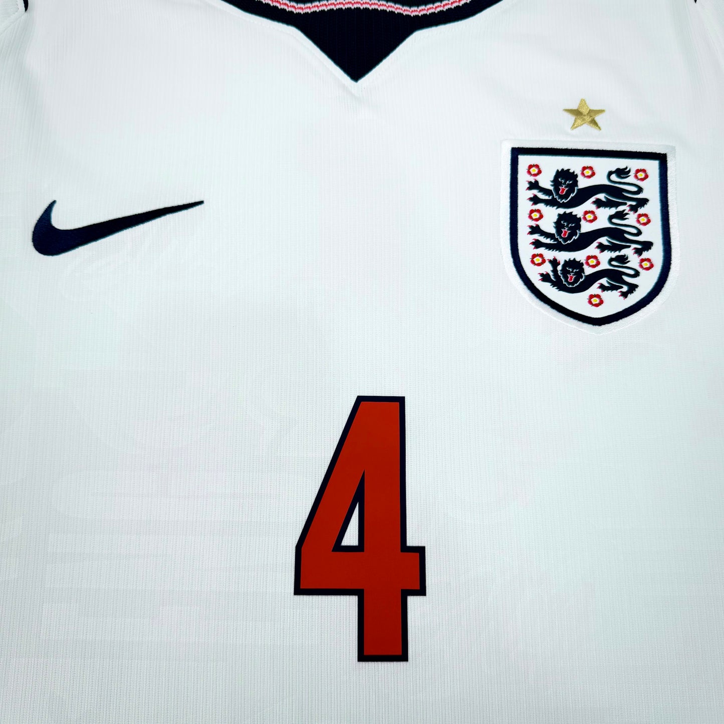 2026/27 England Home Shirt - Rice - New with Tag - L