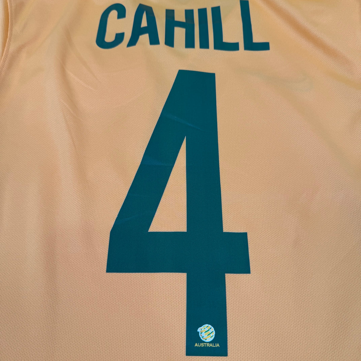 2014/15 Australia Home Shirt - Tim Cahil - S