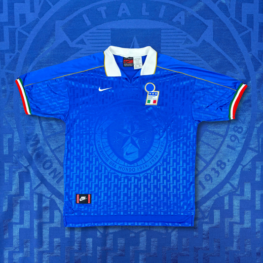 1995/96 Italy Home Shirt - XL