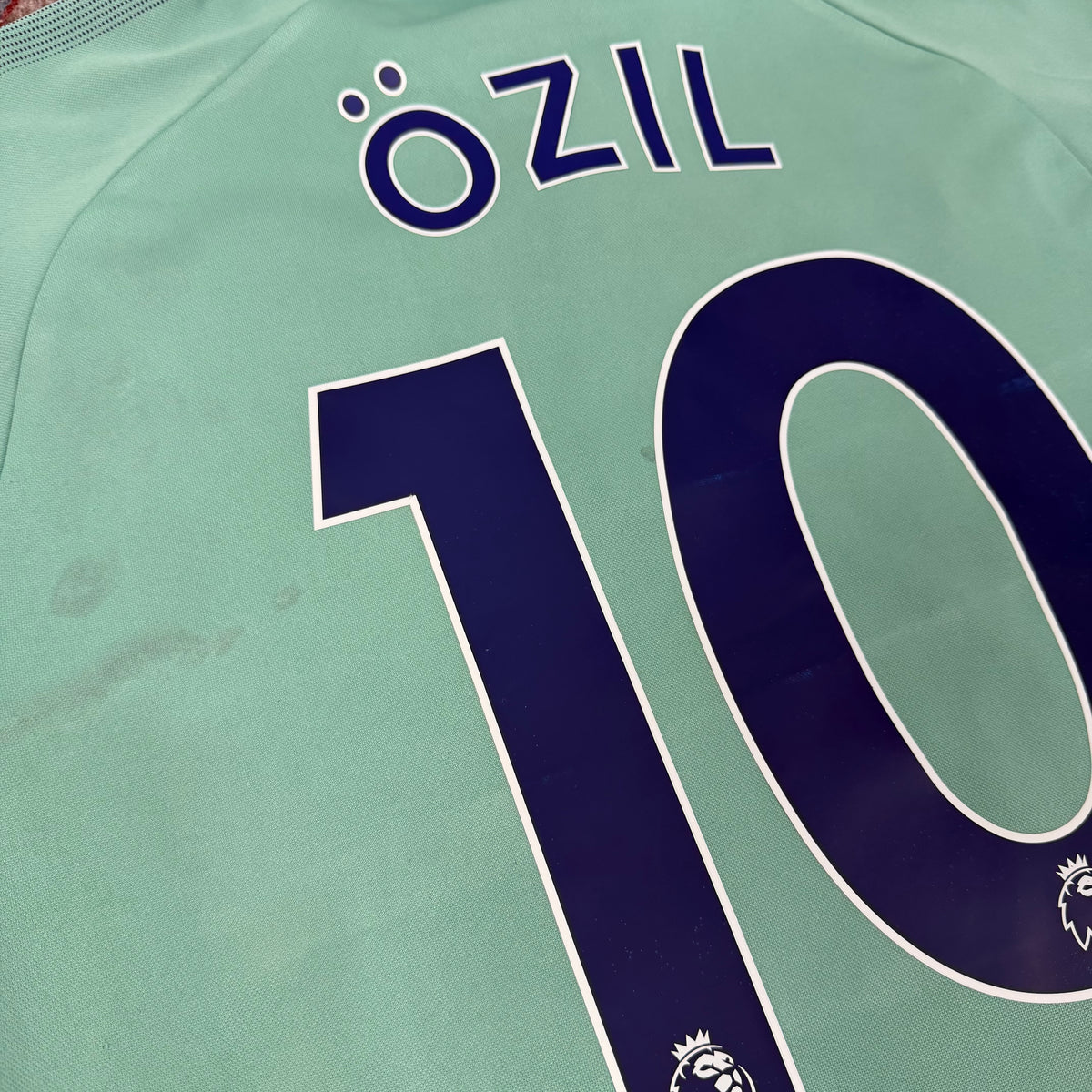 2018/19 Arsenal Third Longsleeve Shirt - Ozil - S