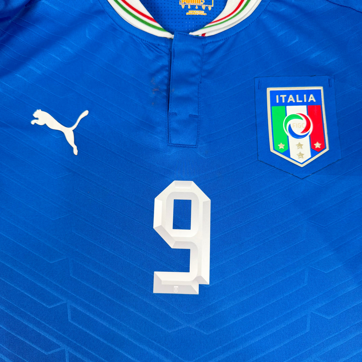 2012/13 Italy Home Shirt - Balotelli - M