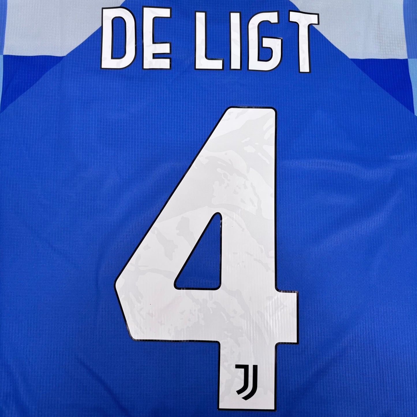 2021/22 Juventus Fourth x Kobra Shirt - De Ligt - S