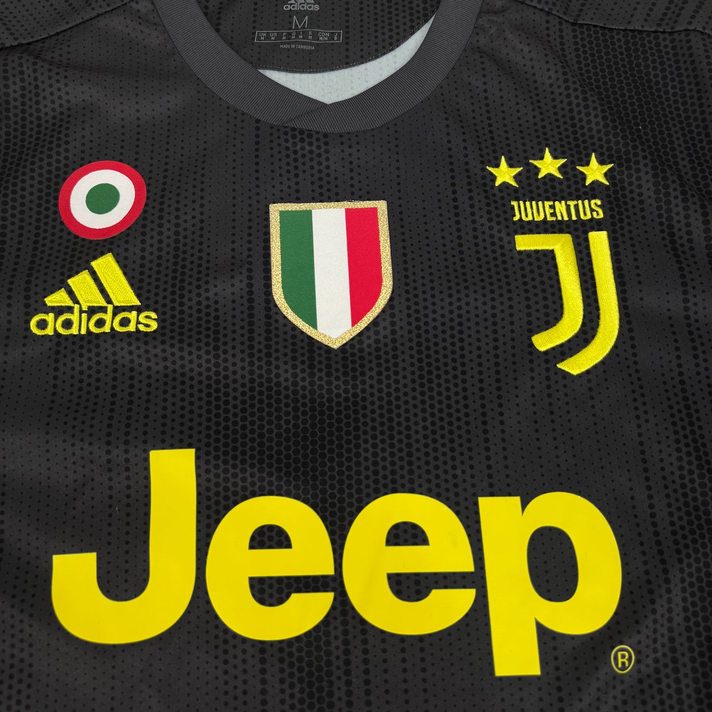 2018/19 Juventus Third Shirt - Cristiano Ronaldo - M