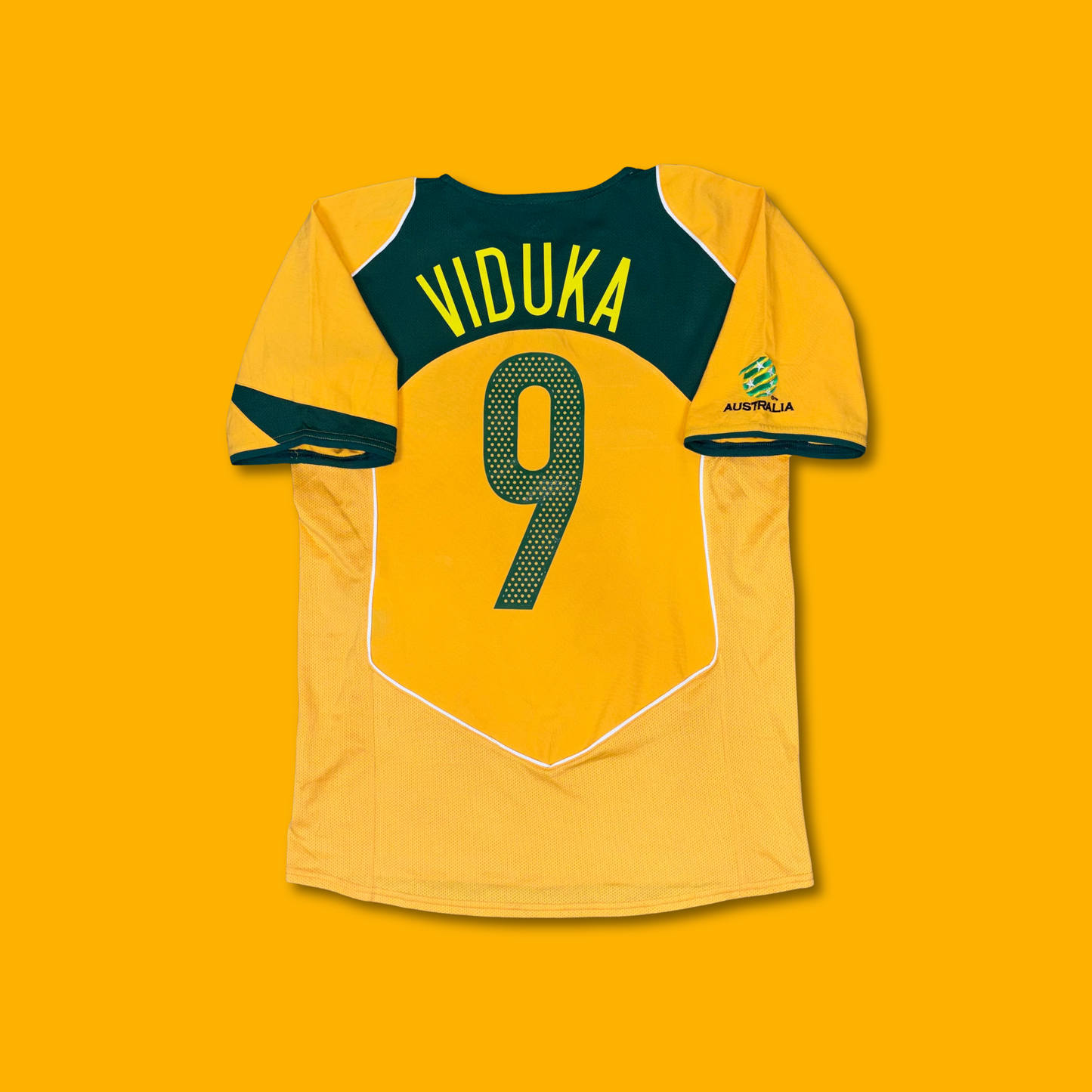 2005/06 Australia Home Shirt - Viduka - S