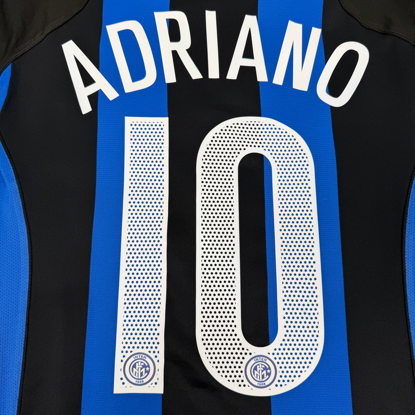 2005/06 Inter Milan Home Shirt - Adriano - L