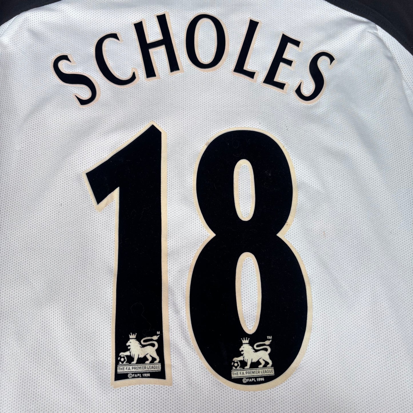 2001/02 Manchester Unitrd Centenary Shirt - Scholes - M