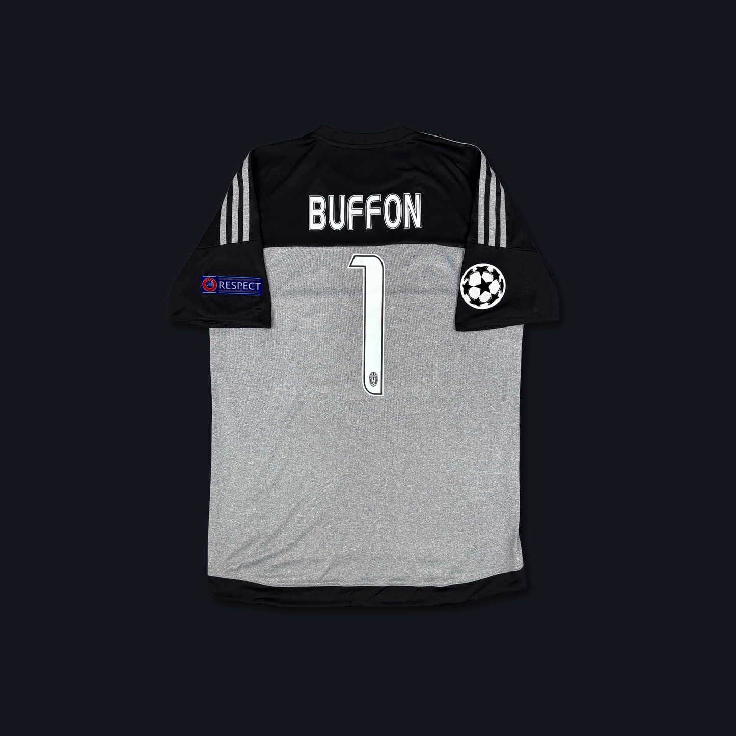 2015/16 Juventus Goalkeeper Shirt - Buffon - L