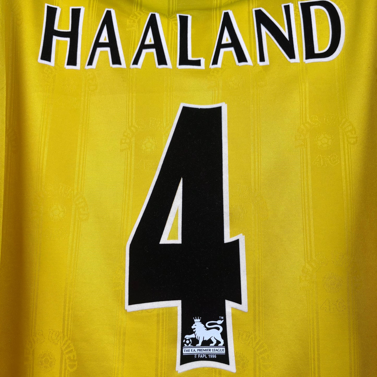 1998/99 Leeds United Away Shirt - Haaland - L