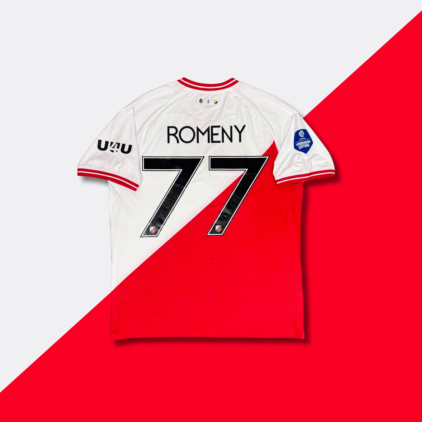 2024/25 FC Utrecht Home Shirt - Ole Romeny - XL - New with Tag