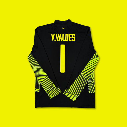 2008/09 Barcelona GK Shirt - Valdes - New with Tag - M