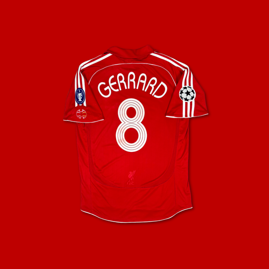 2006/07 Liverpool Home Shirt - Gerarrd - M